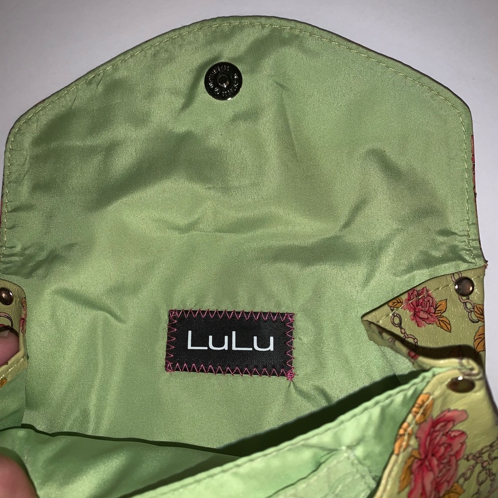 Lulu’s Wallet - Picture 7 of 8